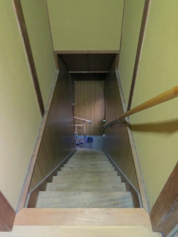 スローライフなお宿階段
